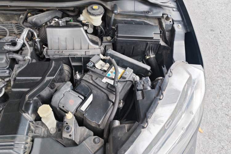 Used Honda XR-V 2015 1.8L EXi CVT Comfort Version Engine Bay Left