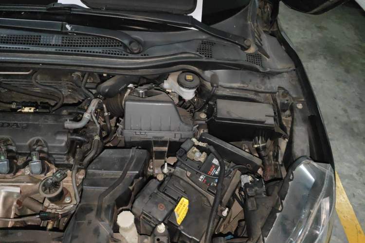 Used Honda XR-V 2015 1.8L EXi CVT Comfort Version Engine Bay Left