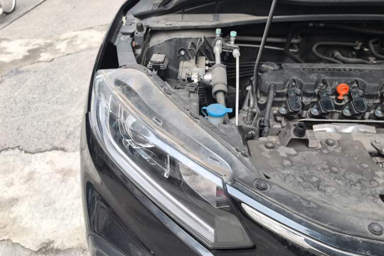 Used Honda XR-V 2015 1.8L EXi CVT Comfort Version Engine Bay Right