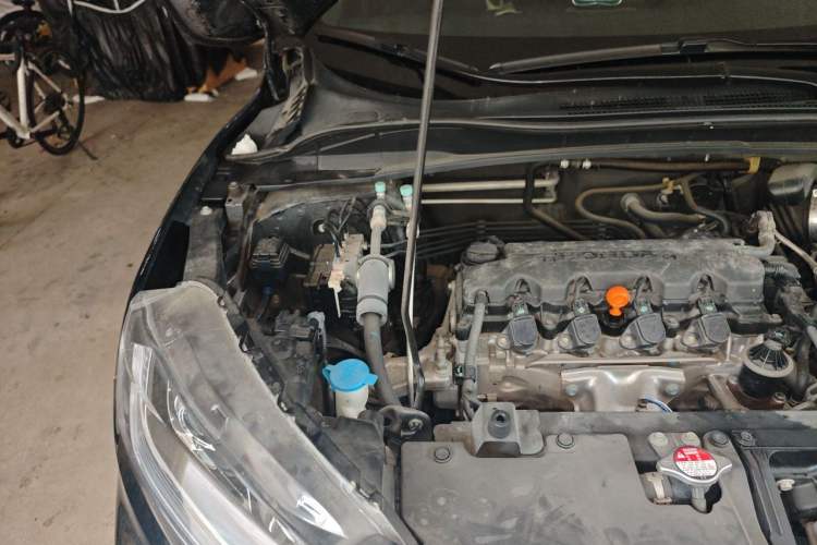 Used Honda XR-V 2015 1.8L VTi CVT Luxury Edition Engine Bay Right