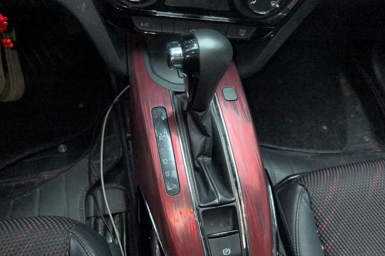 Used Honda XR-V 2015 1.8L EXi CVT Comfort Version Gear Lever