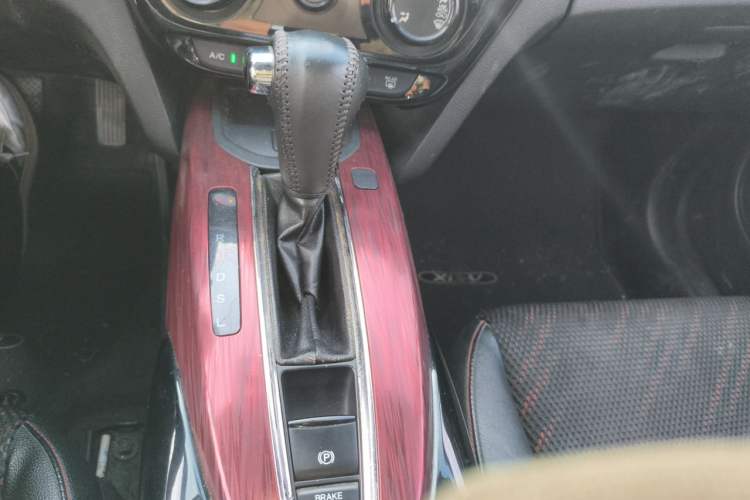 Used Honda XR-V 2015 1.8L EXi CVT Comfort Version Gear Lever