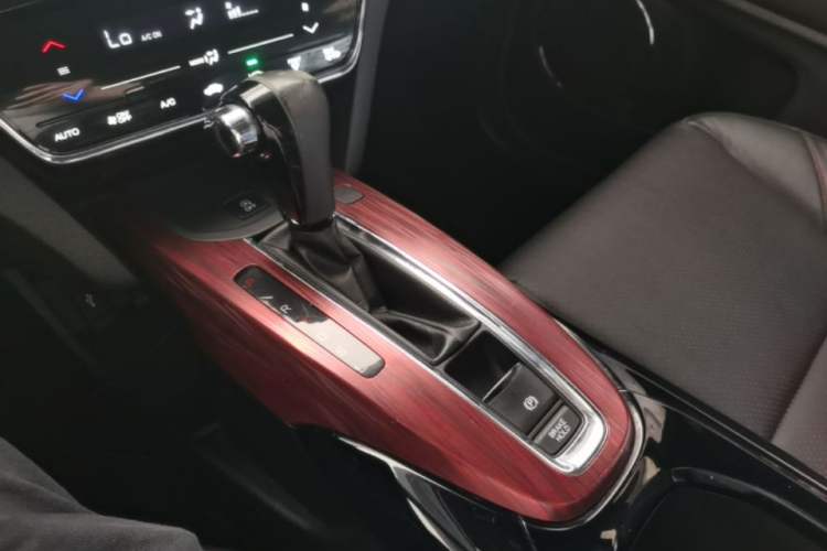 Used Honda XR-V 2015 1.8L VTi CVT Luxury Edition Gear Lever