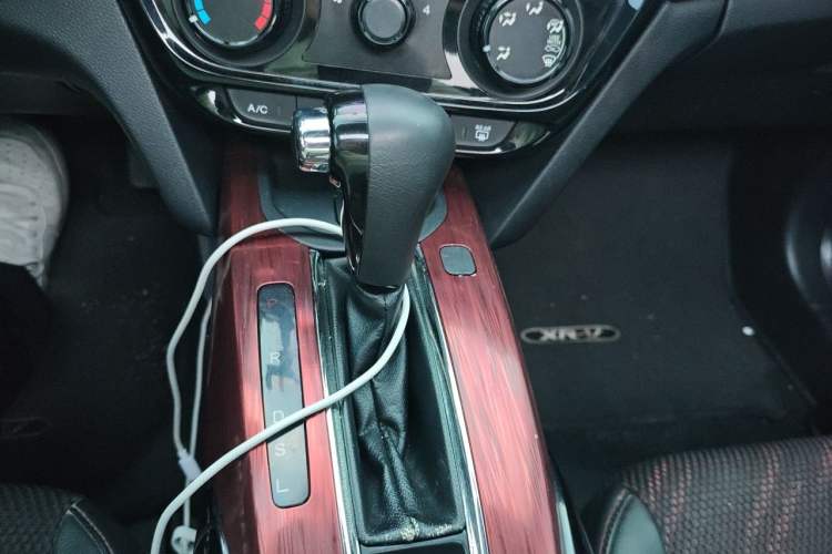 Used Honda XR-V 2015 1.8L EXi CVT Comfort Version Gear Lever