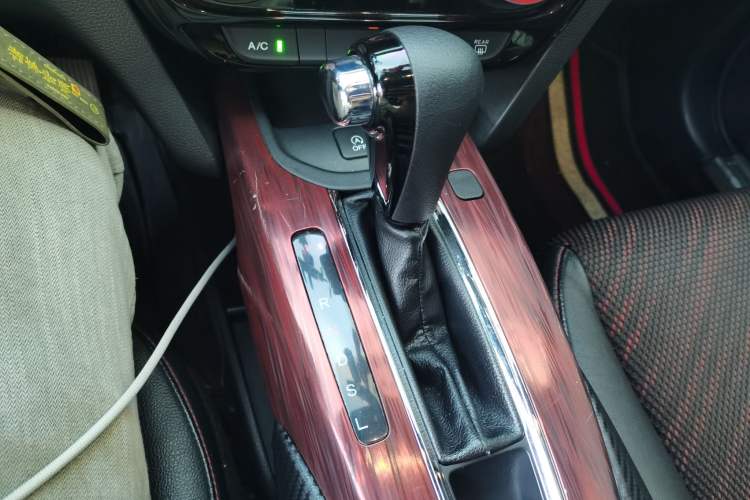 Used Honda XR-V 2015 1.8L EXi CVT Comfort Version Gear Lever