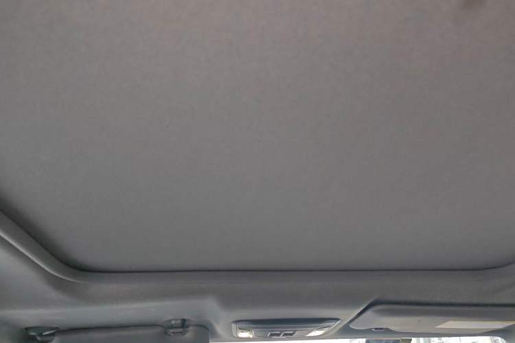 Used Honda XR-V 2015 1.8L EXi CVT Comfort Version Headliner