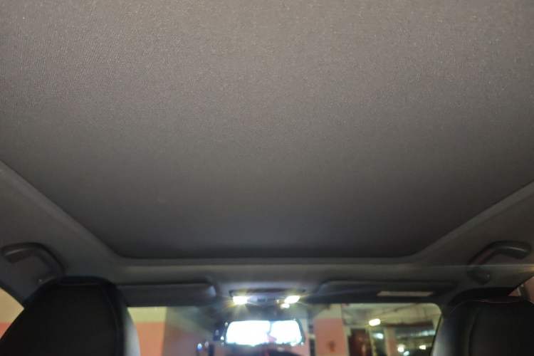Used Honda XR-V 2015 1.8L EXi CVT Comfort Version Headliner