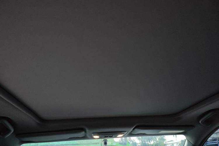 Used Honda XR-V 2015 1.8L EXi CVT Comfort Version Headliner