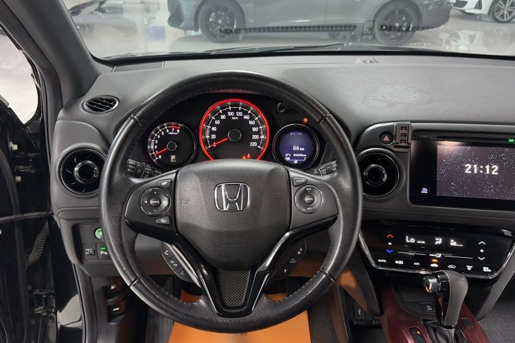 Used Honda XR-V 2015 1.8L VTi CVT Luxury Edition Interior 10