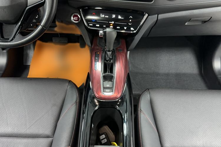 Used Honda XR-V 2015 1.8L VTi CVT Luxury Edition Interior 12