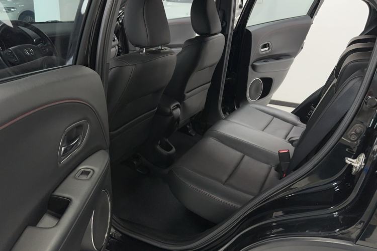 Used Honda XR-V 2015 1.8L VTi CVT Luxury Edition Interior 2