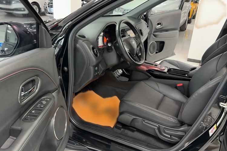 Used Honda XR-V 2015 1.8L VTi CVT Luxury Edition Interior 3