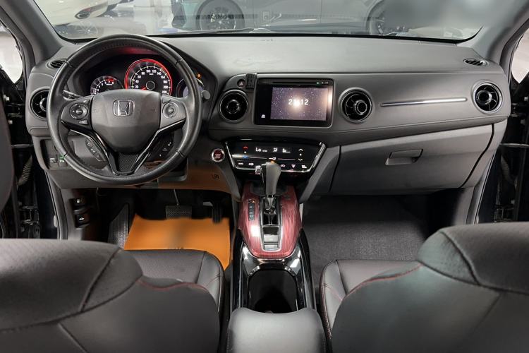 Used Honda XR-V 2015 1.8L VTi CVT Luxury Edition Interior 9