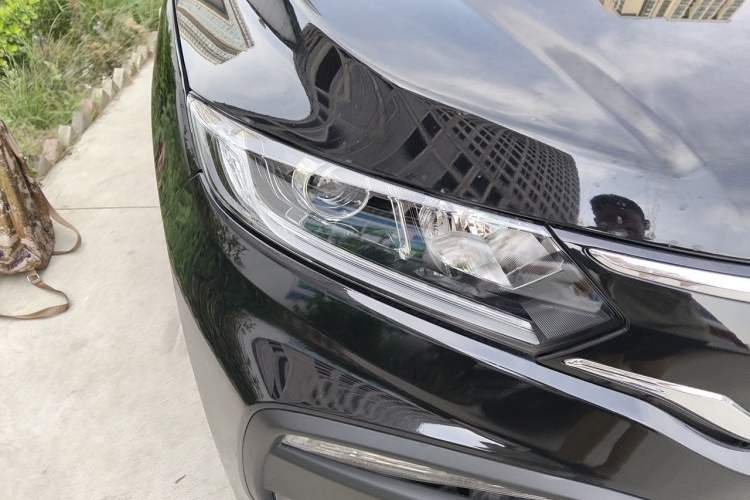 Used Honda XR-V 2015 1.5L LXi CVT Classic Edition Right Front Headlight