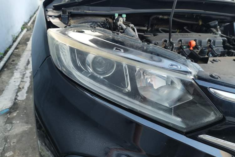 Used Honda XR-V 2015 1.8L EXi CVT Comfort Version Right Front Headlight