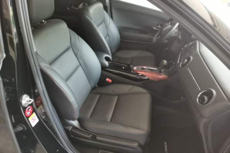Used Honda XR-V 2015 1.8L VTi CVT Luxury Edition Right Front Seat