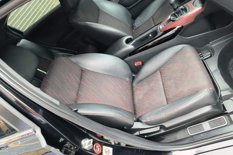 Used Honda XR-V 2015 1.8L EXi Manual Comfort Edition Right Front Seat