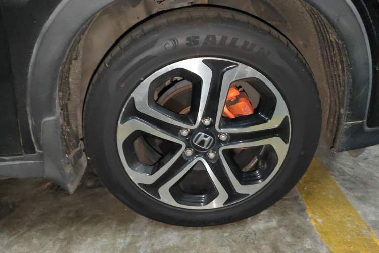 Used Honda XR-V 2015 1.8L EXi CVT Comfort Version Right Front Wheel Hub