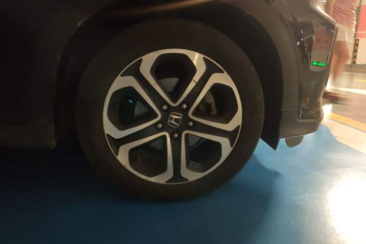 Used Honda XR-V 2015 1.8L EXi CVT Comfort Version Right Front Wheel Hub