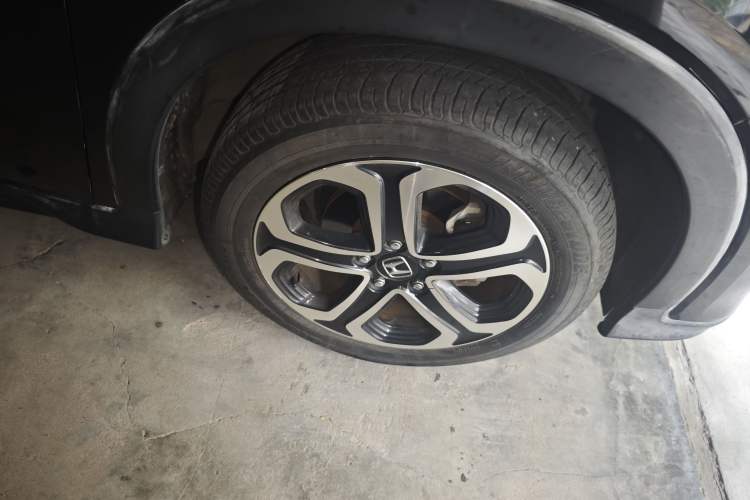 Used Honda XR-V 2015 1.8L VTi CVT Luxury Edition Right Front Wheel Hub