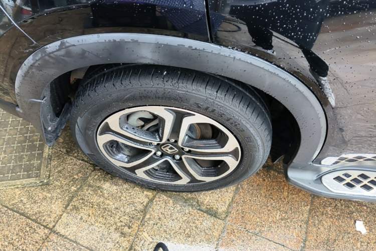 Used Honda XR-V 2015 1.8L EXi Manual Comfort Edition Right Rear Wheel Hub