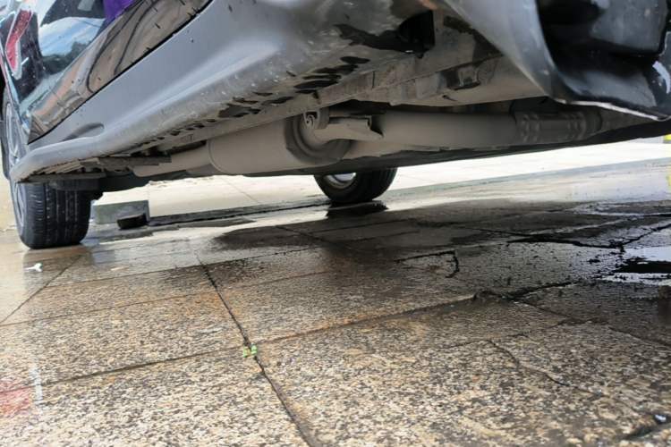 Used Honda XR-V 2015 1.8L EXi Manual Comfort Edition Right Side Sill