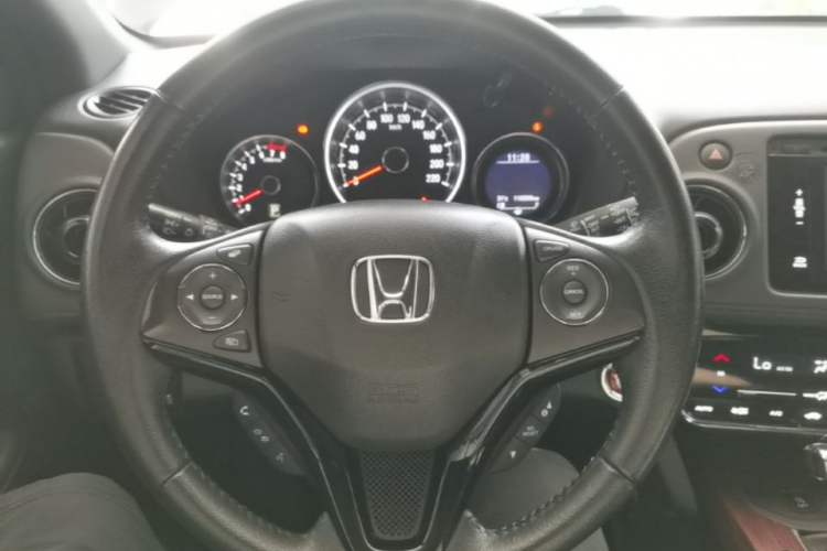 Used Honda XR-V 2015 1.8L VTi CVT Luxury Edition Steering Wheel