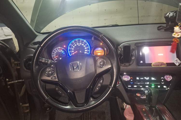Used Honda XR-V 2015 1.8L VTi CVT Luxury Edition Steering Wheel