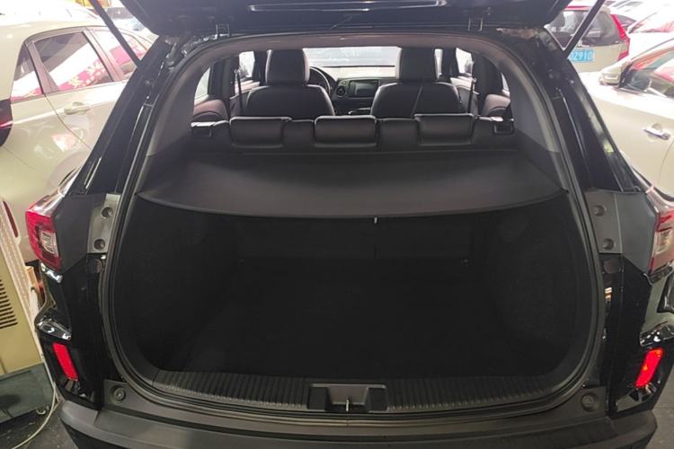 Used Honda XR-V 2015 1.8L VTi CVT Luxury Edition Trunk