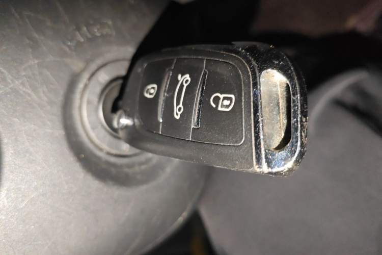 Used Honda XR-V 2015 1.8L EXi CVT Comfort Version Vehicle Key
