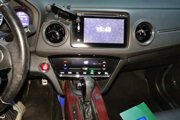 Used Honda XR-V 2015 1.8L VTi CVT Luxury Edition Audio And AC Panel