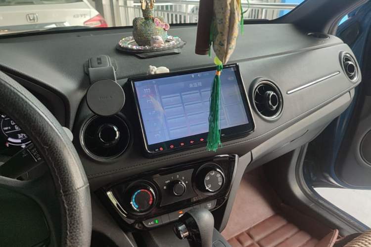 Used Honda XR-V 2015 1.5L LXi CVT Classic Edition Audio And AC Panel