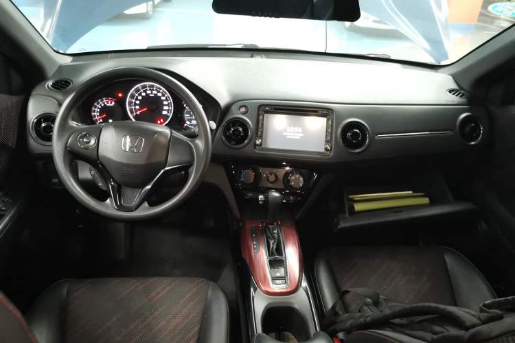Used Honda XR-V 2015 1.8L EXi CVT Comfort Version Center Console