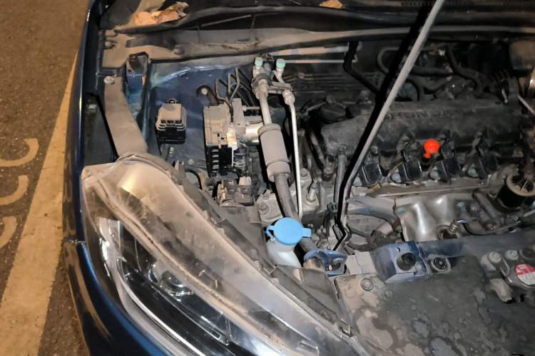 Used Honda XR-V 2015 1.8L VTi CVT Luxury Edition Engine Bay Right