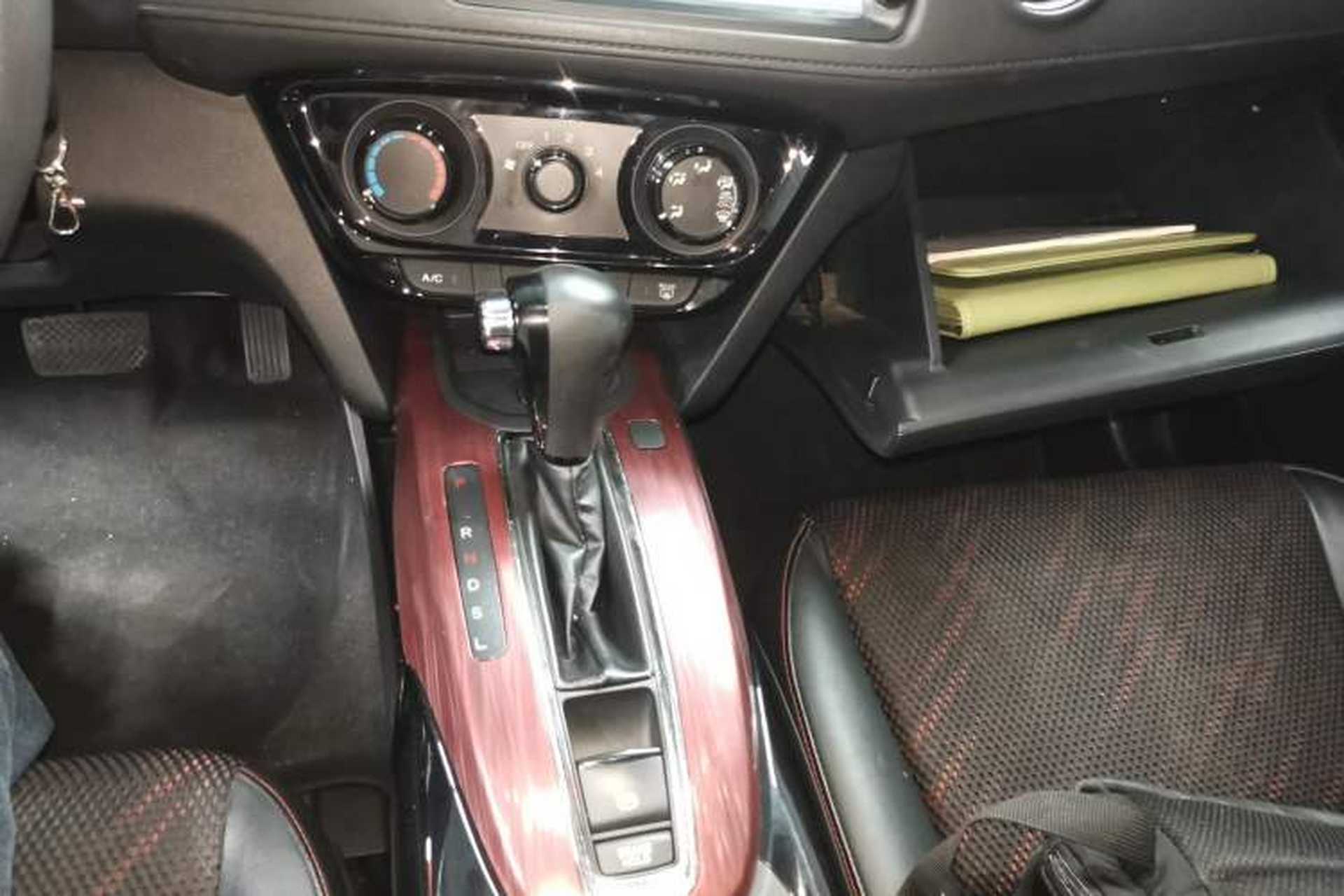 Used Honda XR-V 2015 1.8L EXi CVT Comfort Version Gear Lever