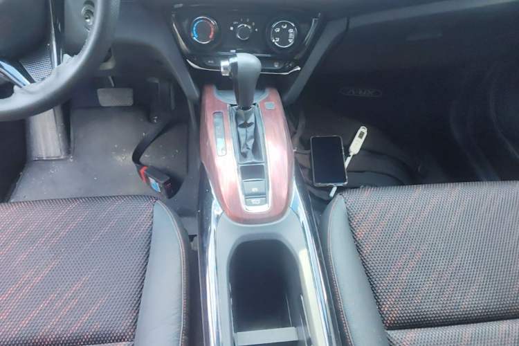 Used Honda XR-V 2015 1.8L EXi CVT Comfort Version Gear Lever