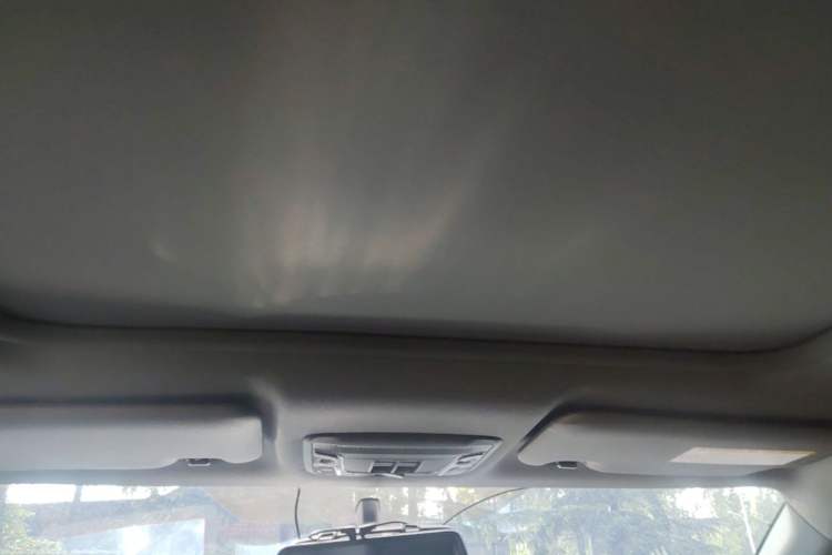 Used Honda XR-V 2015 1.8L EXi CVT Comfort Version Headliner