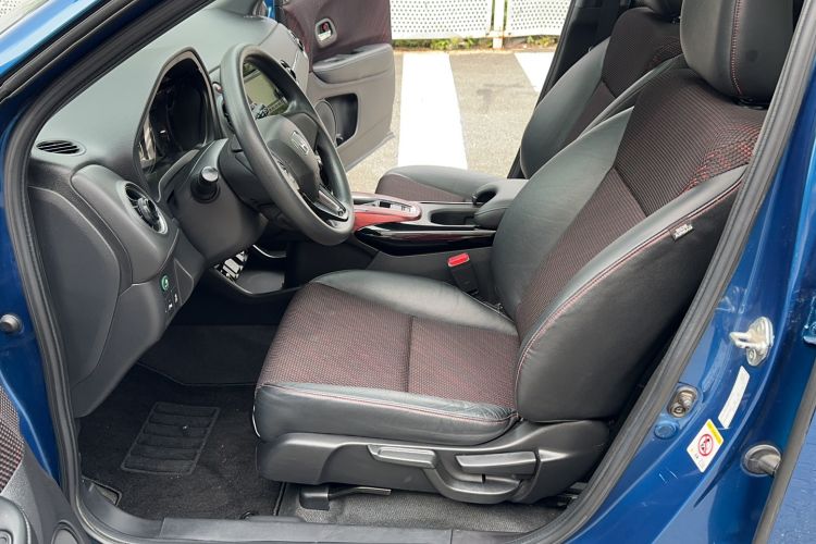 Used Honda XR-V 2015 1.8L EXi CVT Comfort Version Interior 11