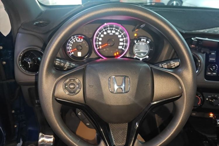 Used Honda XR-V 2015 1.5L LXi CVT Classic Edition Interior 3