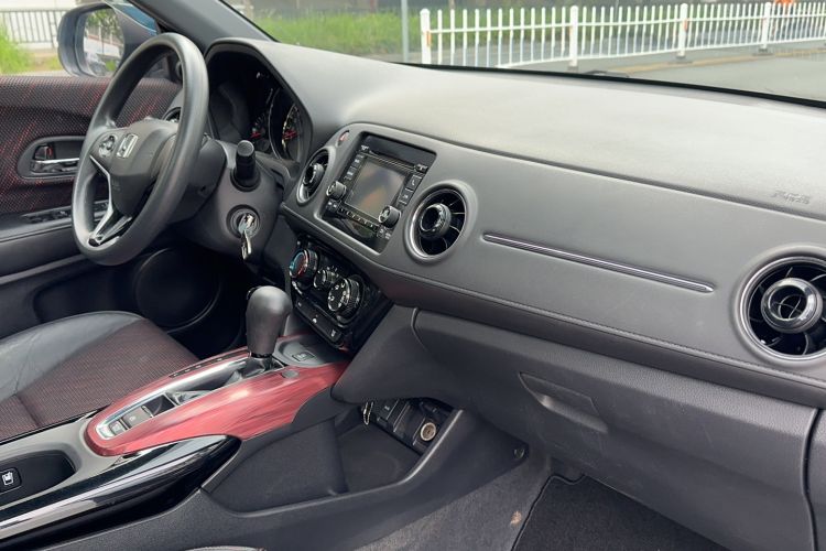 Used Honda XR-V 2015 1.8L EXi CVT Comfort Version Interior 3