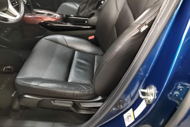 Used Honda XR-V 2015 1.8L VTi CVT Luxury Edition Left Front Seat