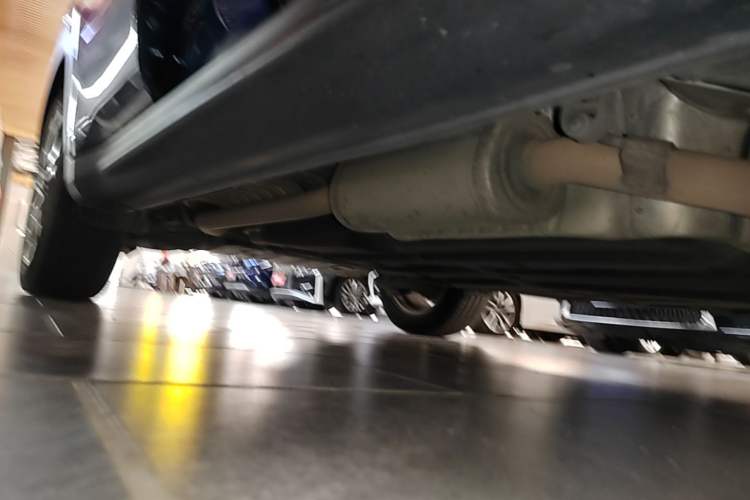 Used Honda XR-V 2015 1.8L VTi CVT Luxury Edition Right Side Sill
