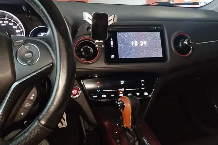 Used Honda XR-V 2015 1.8L VTi CVT Luxury Edition Audio And AC Panel