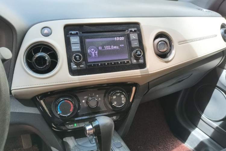 Used Honda XR-V 2015 1.8L EXi CVT Comfort Version Audio And AC Panel