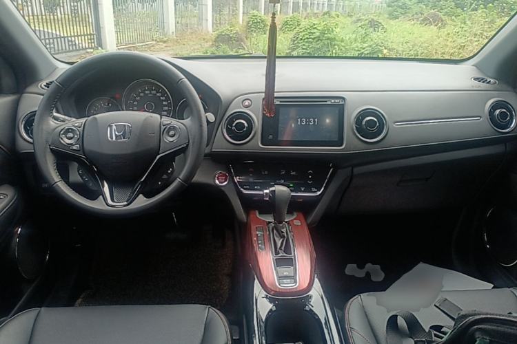 Used Honda XR-V 2015 1.8L VTi CVT Luxury Edition Center Console