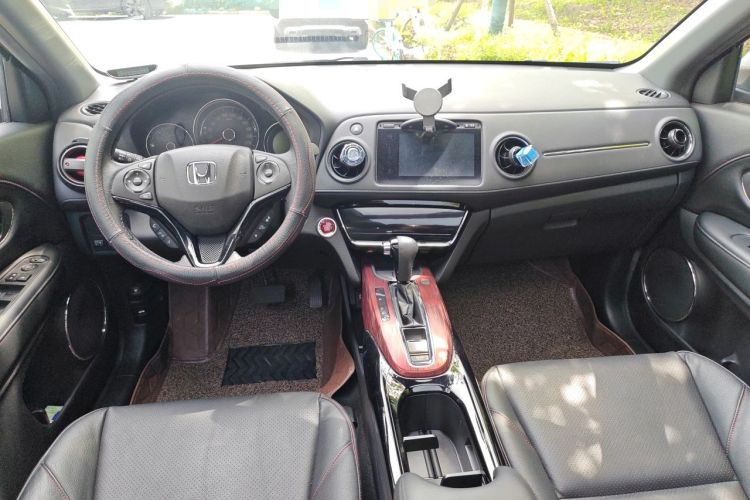 Used Honda XR-V 2015 1.8L VTi CVT Luxury Edition Center Console