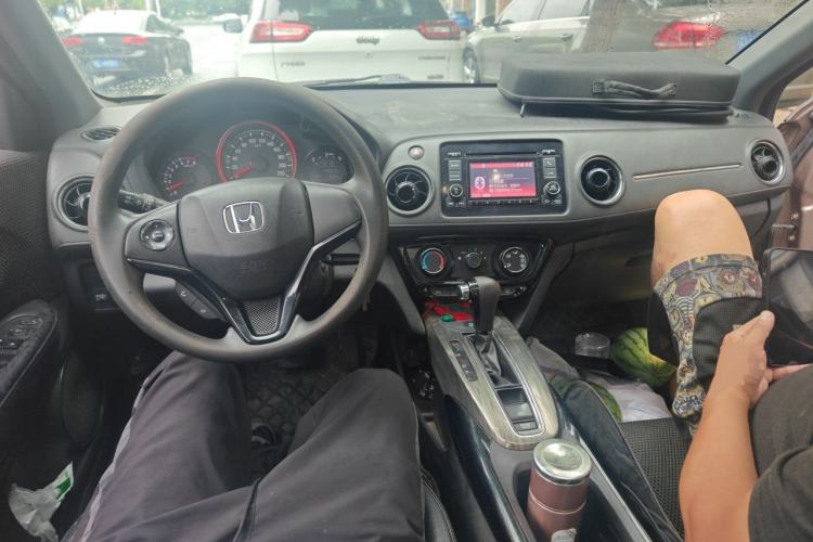 Used Honda XR-V 2015 1.8L EXi CVT Comfort Version Center Console