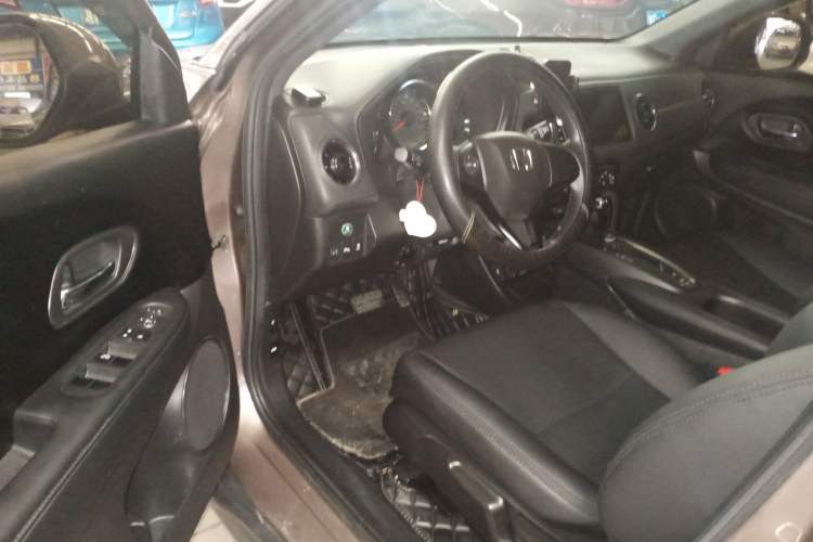Used Honda XR-V 2015 1.5L LXi CVT Classic Edition Driver Seat