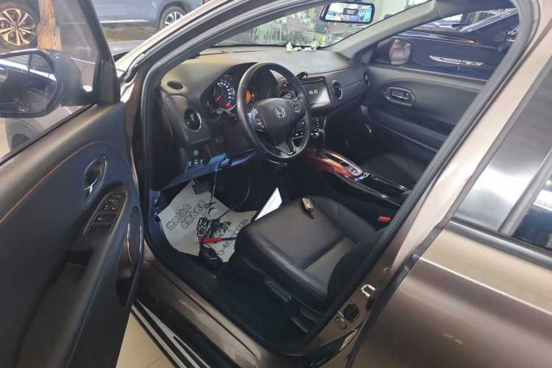 Used Honda XR-V 2015 1.8L VTi CVT Luxury Edition Driver Seat