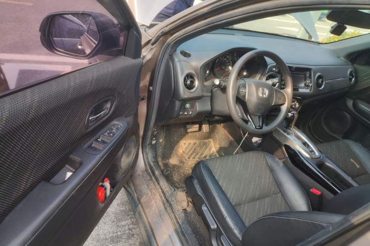 Used Honda XR-V 2015 1.8L EXi CVT Comfort Version Driver Seat